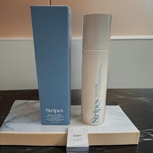 🔥BNWB STRIPES MOISTURIZER🔥